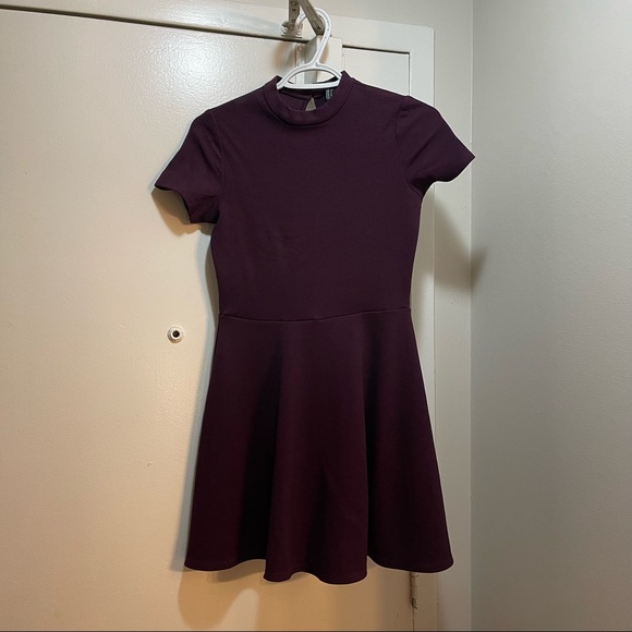 Dress - Picture 1 of 2